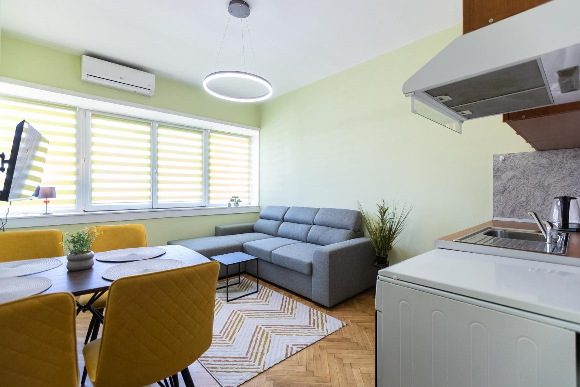 Ferienwohnung 1Bdr Flat In Center Of Sofia Vitoshka Blvd Exterior foto
